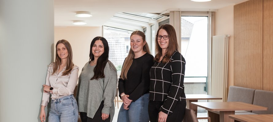 Das Team vom Wohnen mit Gemeinschaft Burgenlandzentrum